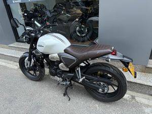 二手五羊本田鸷道 CB190SS
