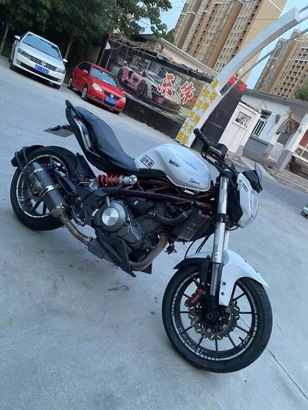二手贝纳利蓝宝龙 BN302S