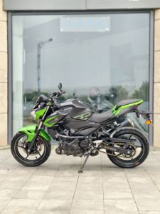 二手川崎Z400