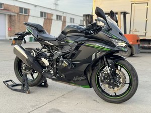 二手川崎ZX-4R