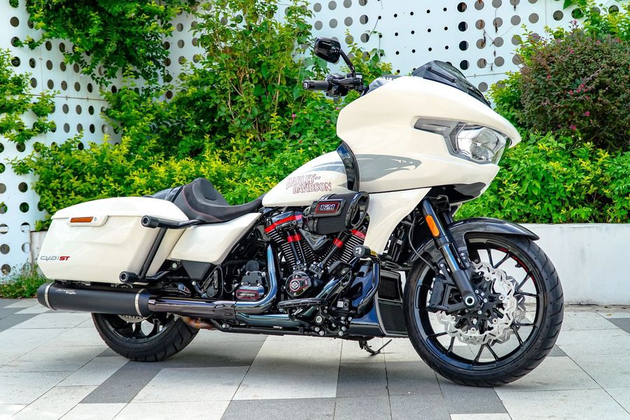 二手哈雷戴维森公路滑翔 Road Glide