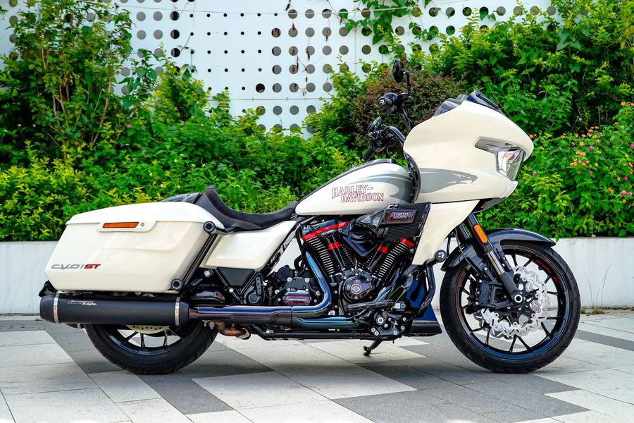 二手哈雷戴维森公路滑翔 Road Glide