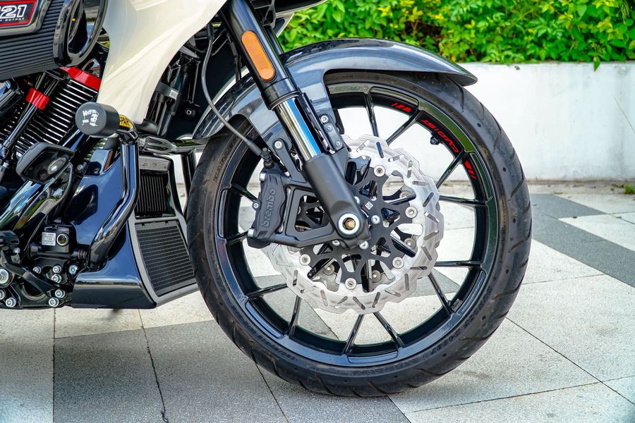 二手哈雷戴维森公路滑翔 Road Glide