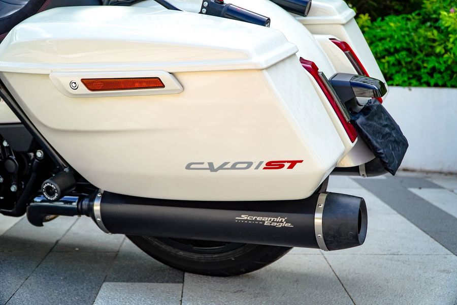 二手哈雷戴维森公路滑翔 Road Glide