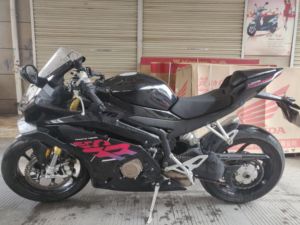 二手张雪机车500RR
