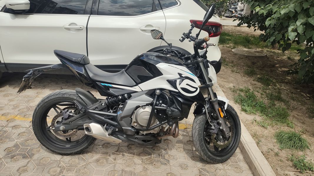 二手春风650NK