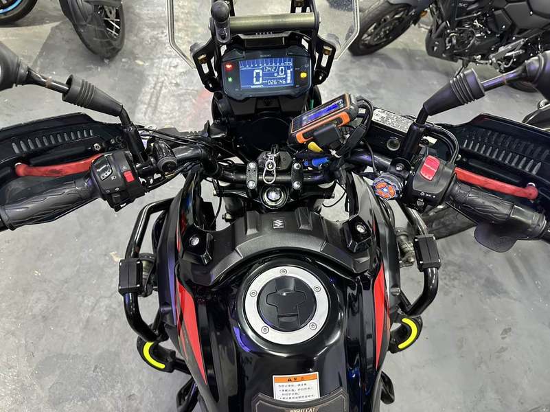 二手豪爵铃木DL250