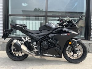 二手本田CBR400R