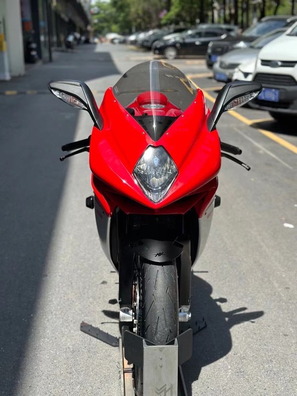 二手奥古斯塔F3 800