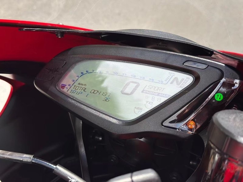 二手奥古斯塔F3 800