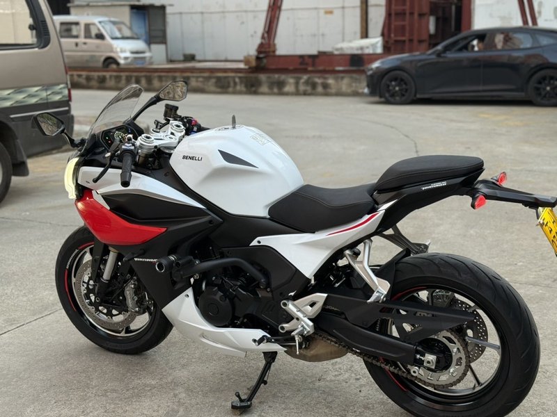 二手贝纳利龙卷风 Tornado 552R