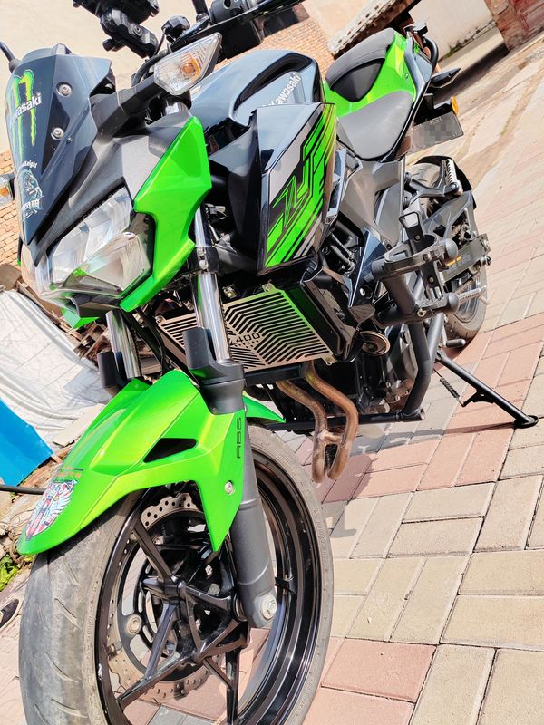 二手川崎Z400