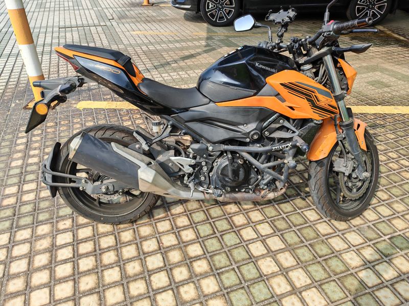 二手川崎Z400