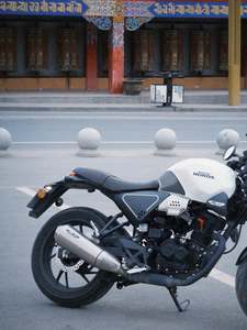 二手五羊本田鸷道 CB190SS