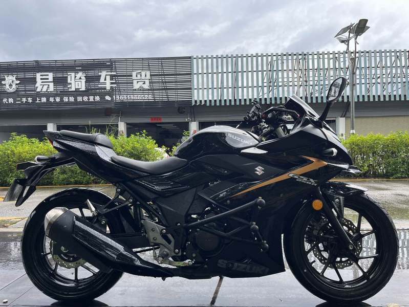 二手豪爵铃木GSX250R