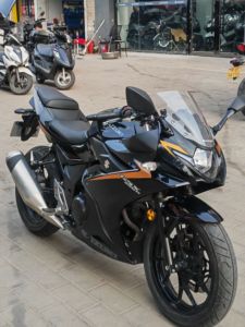 二手豪爵铃木GSX250R