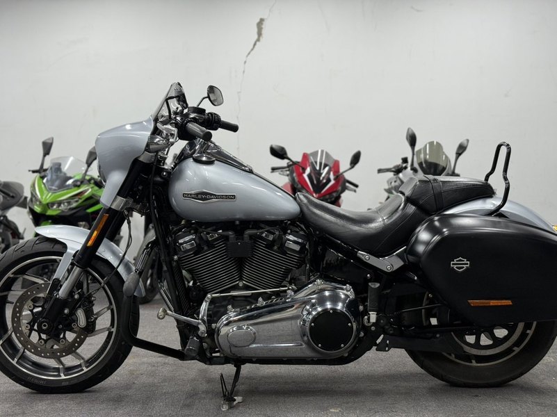 二手哈雷戴维森凌动滑翔 Sport Glide
