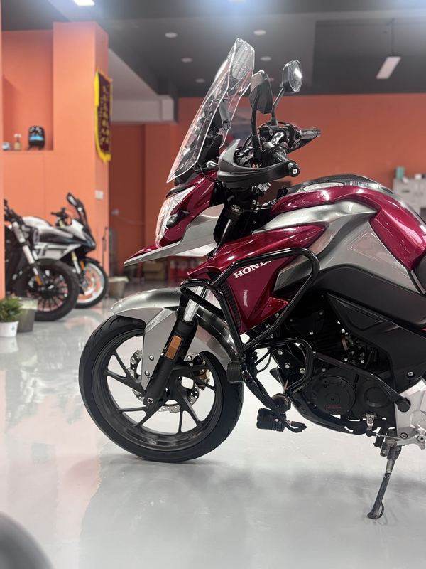 二手五羊本田猛鸷 CB190X