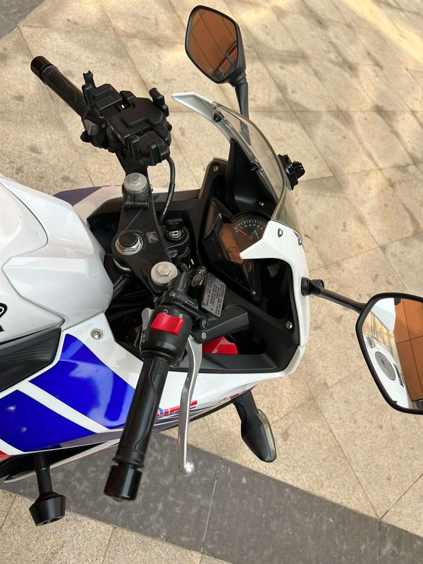 二手本田CBR300R