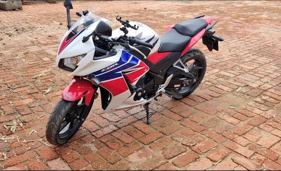 二手本田CBR300R