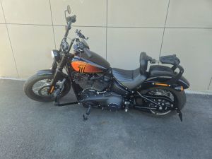 二手哈雷戴维森街霸 Street Bob