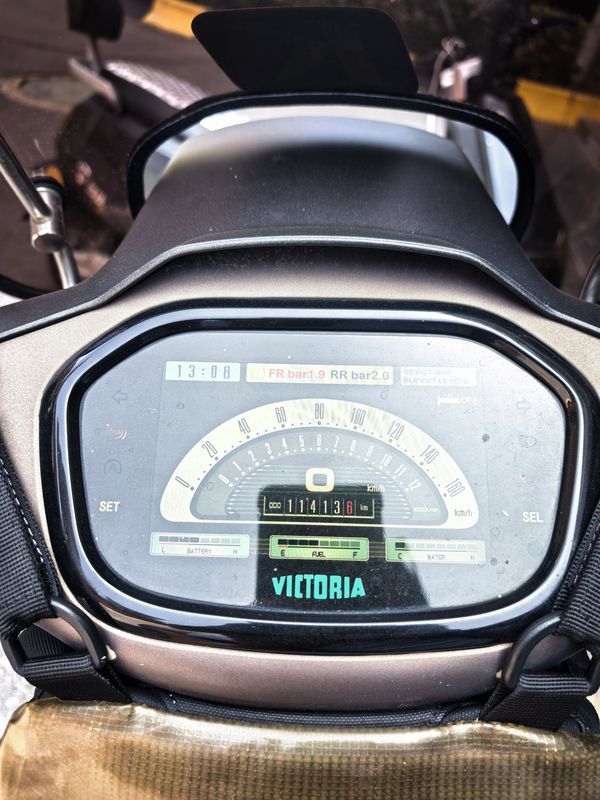 二手维多利亚Sixties 250Si