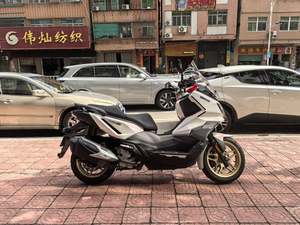 二手三阳哈士奇 Husky ADV300