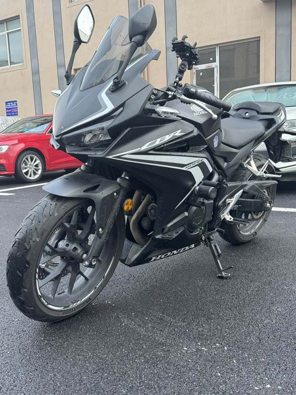 二手本田CBR400R