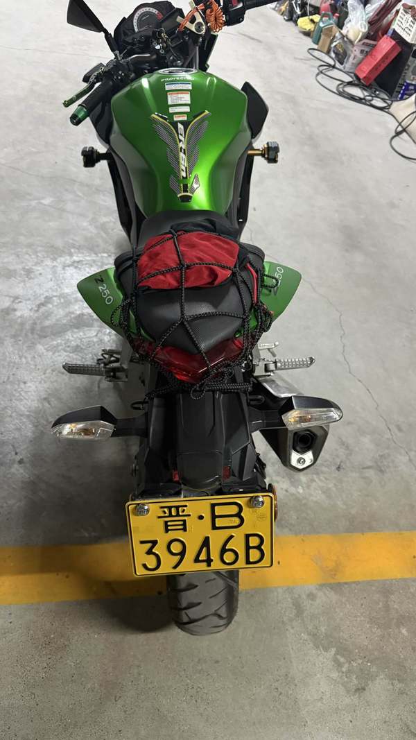 二手川崎Z 250 ABS