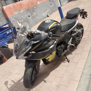 二手贝纳利龙卷风 Tornado 552R