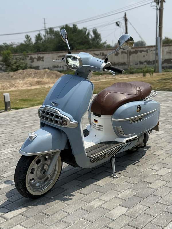 二手维多利亚Sixties 300i