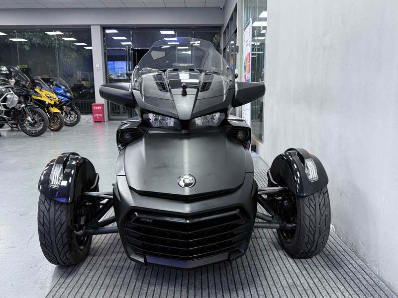 二手庞巴迪Spyder F3 