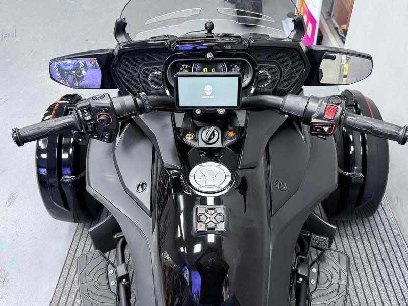 二手庞巴迪Spyder F3 
