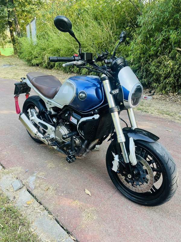 二手QJMOTOR逸550