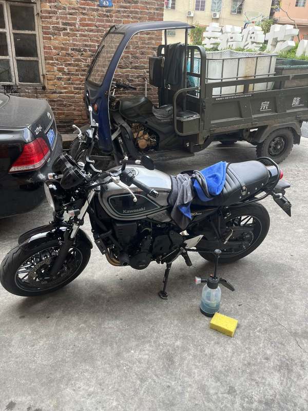 二手川崎Z650RS