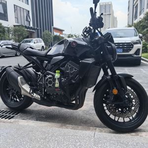 二手本田CB1000R