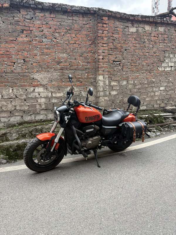二手QJMOTOR闪300