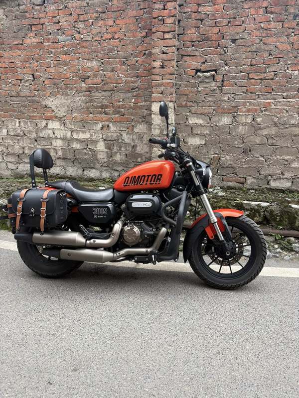 二手QJMOTOR闪300