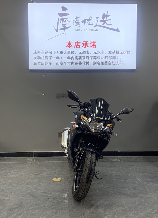 二手豪爵铃木GSX250R