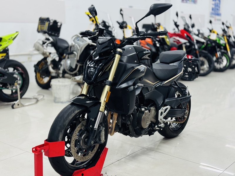 二手QJMOTOR追550