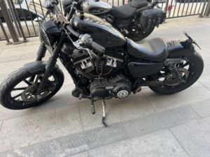 二手哈雷戴维森Iron883 硬汉