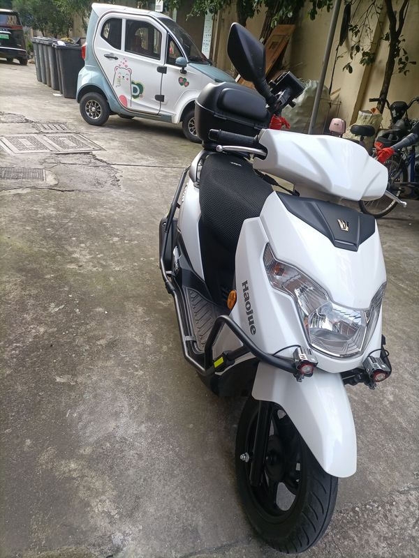 二手豪爵虎鲨VX125