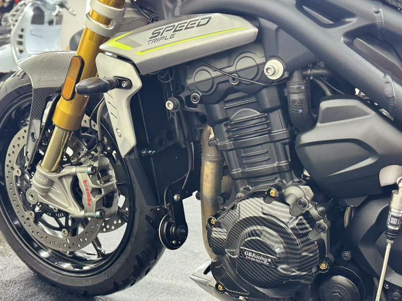 二手凯旋Speed Triple 1200 RS