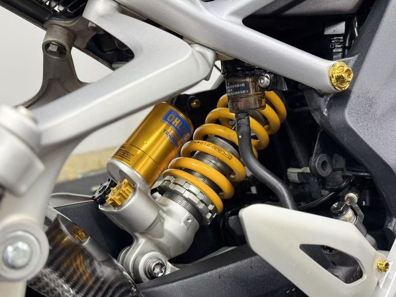 二手凯旋Speed Triple 1200 RS
