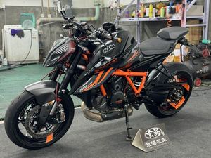 二手KTMR2R1290 Super Duke