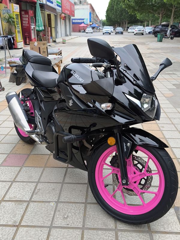 二手豪爵铃木GSX250R