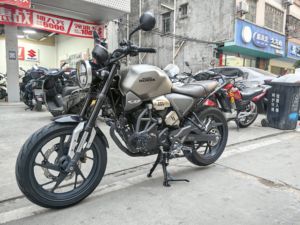 二手五羊本田鸷道 CB190SS