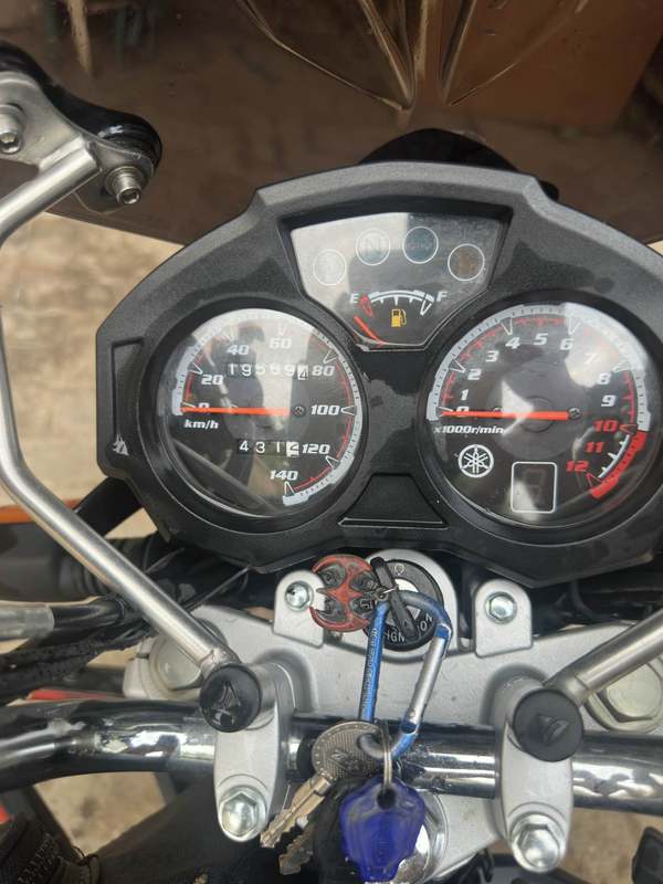 二手建设雅马哈天剑动力版 YBR150Z