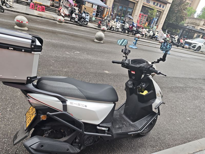 二手三阳行 SHEX125