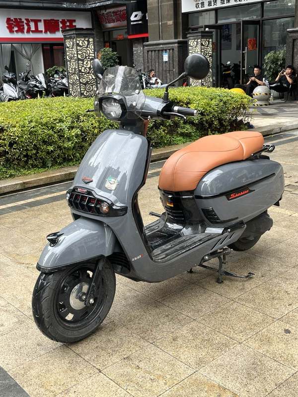 二手维多利亚Sixties 150i